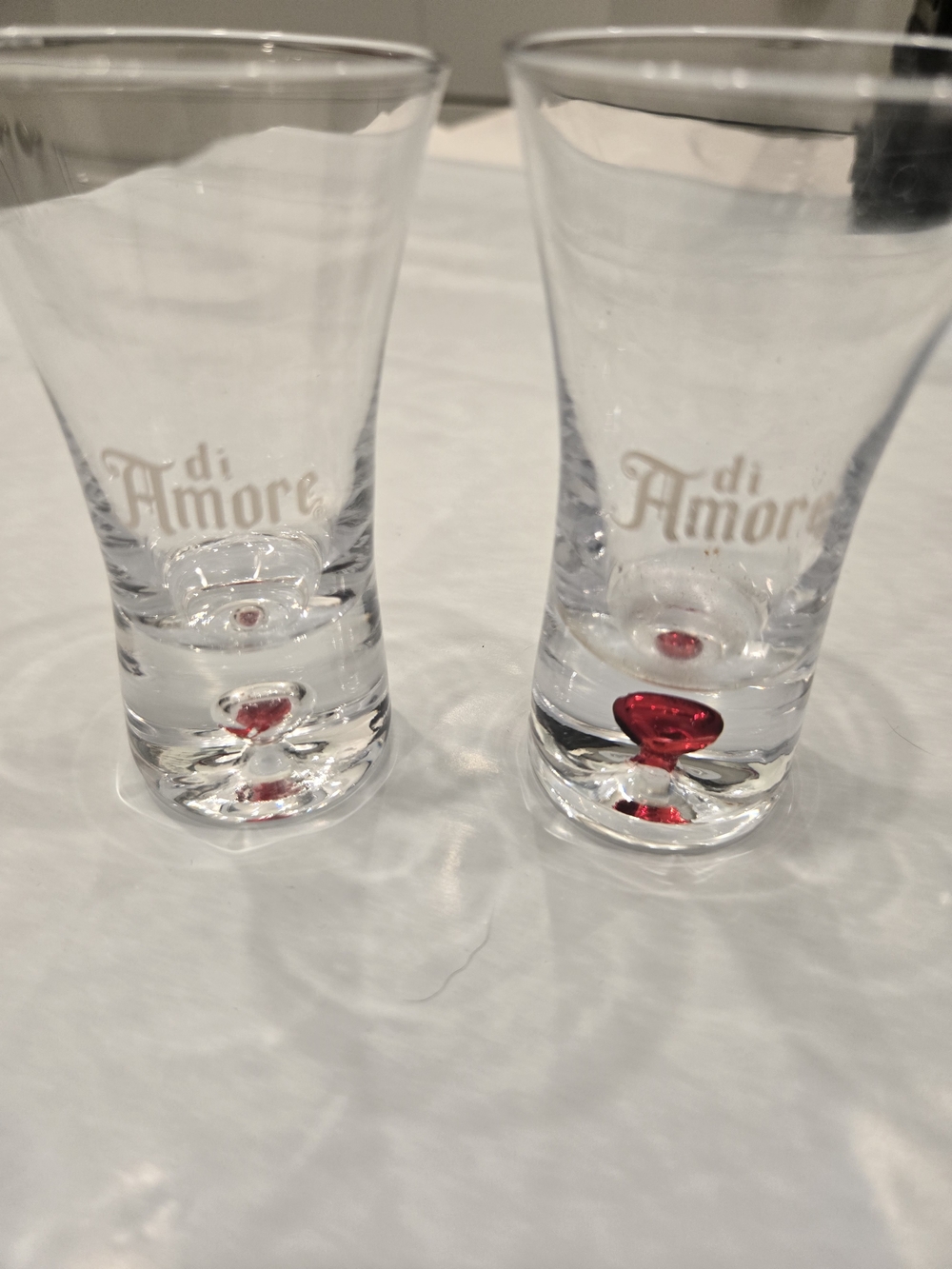 Source Unknown Clear Shot Glasses with Red Accent - Set of 2. blue0469